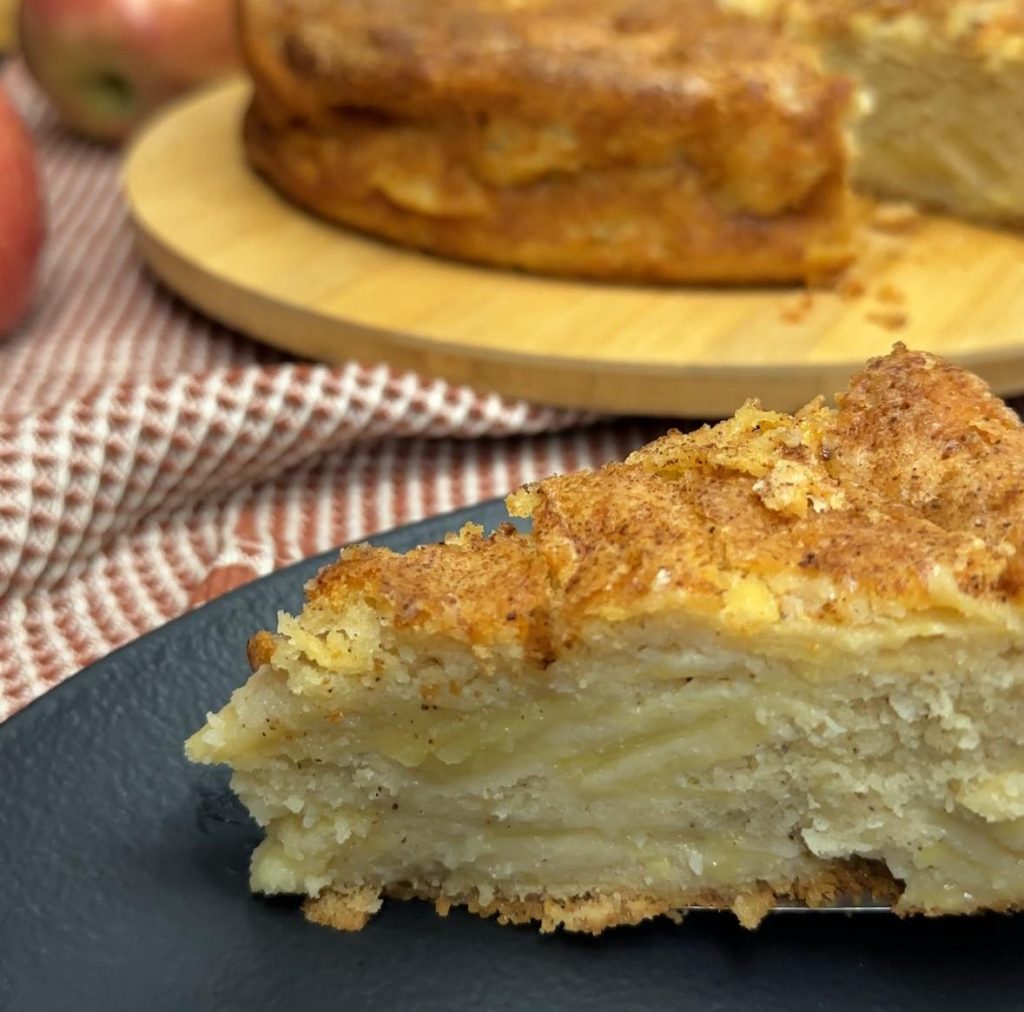 BOLO DE MAÇÃS COM&nbsp;CANELA