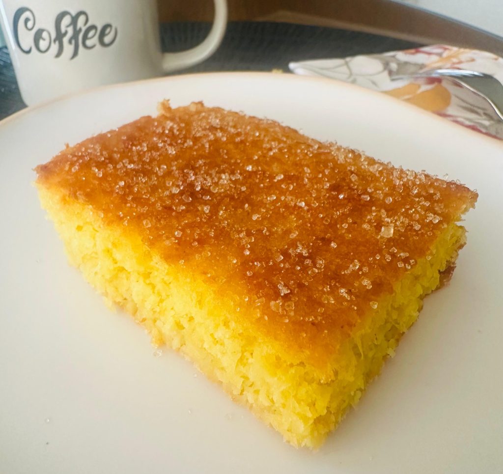 BOLO DE MILHO – só 5 ingredientes, sem leite e farinha